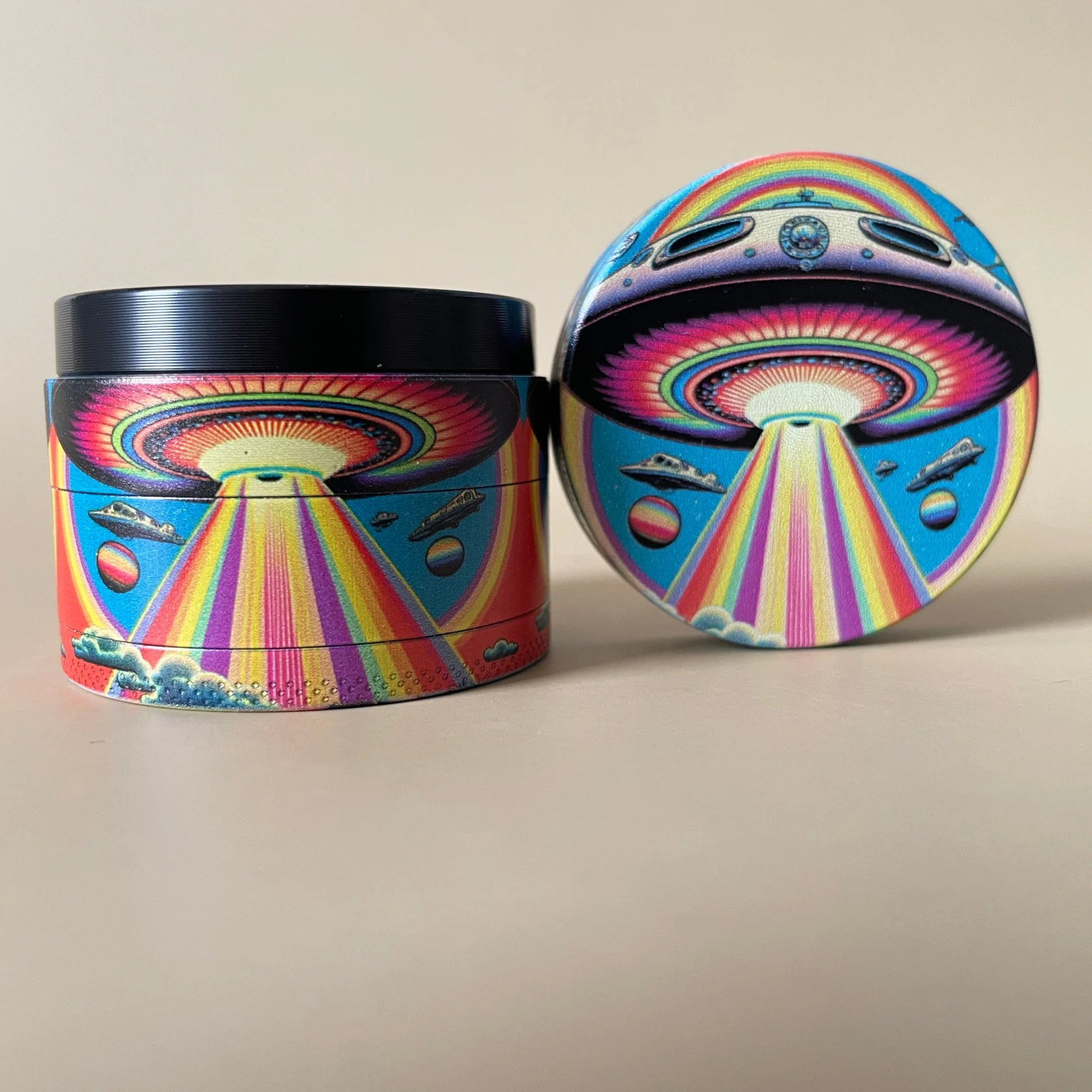 Spaceship and Astronaut Metal Herb Grinder 2inch/50mm - Image 4